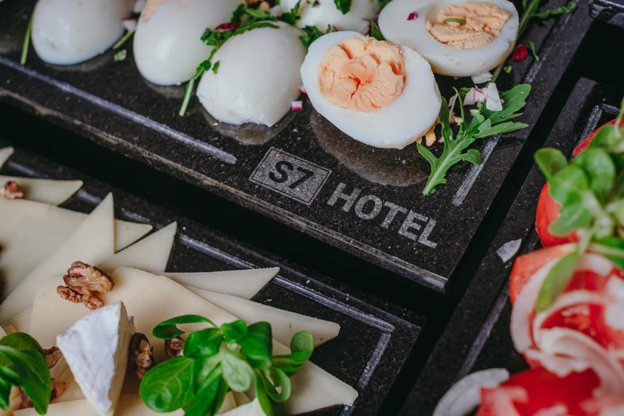 S7 Hotel Кельце Екстер'єр фото