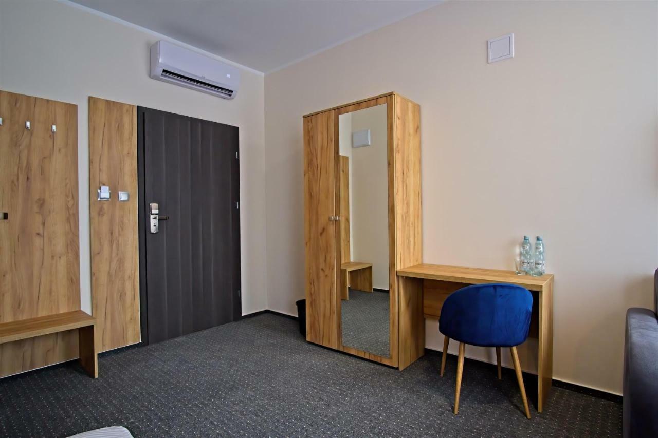 S7 Hotel Кельце Екстер'єр фото