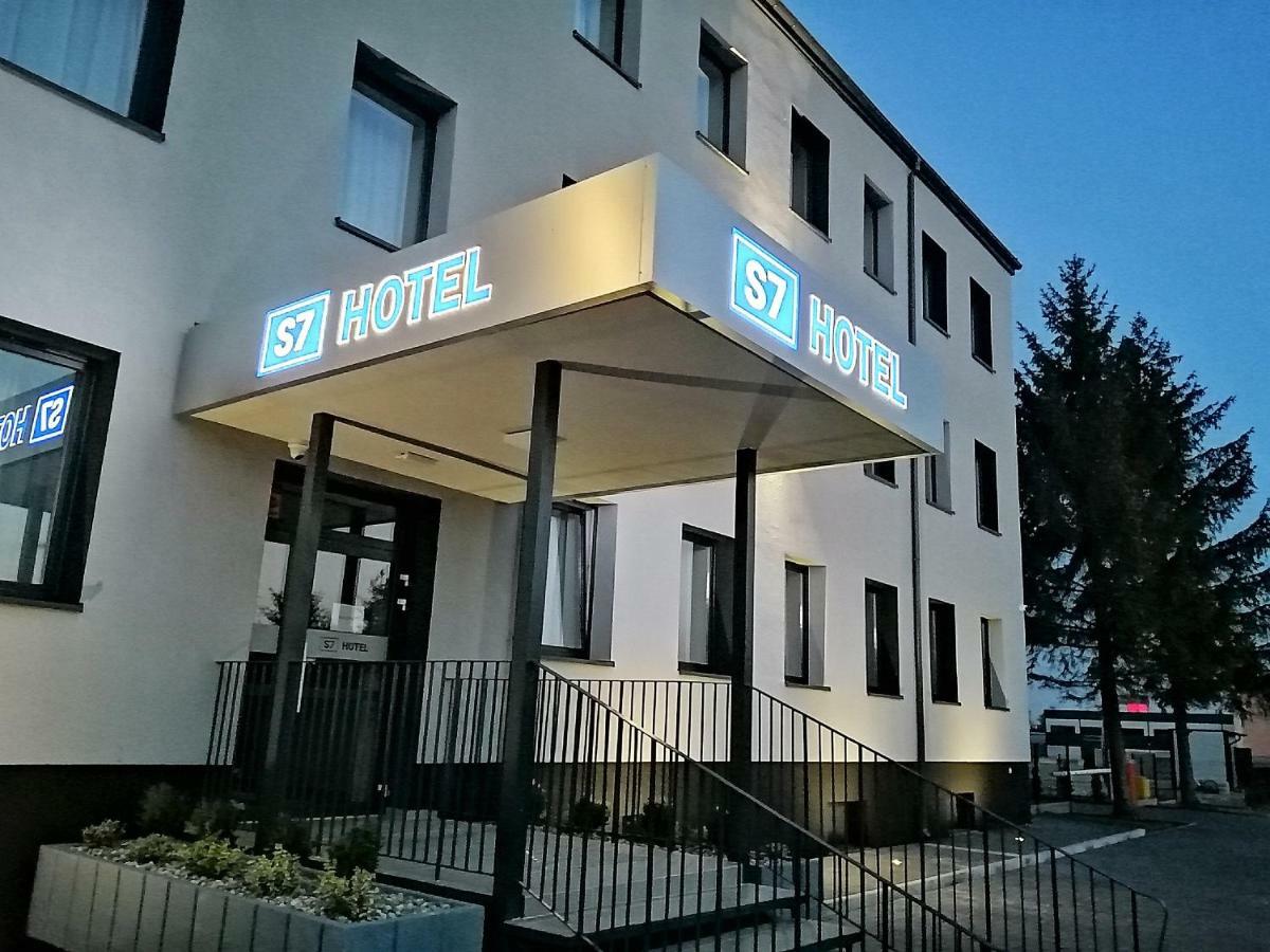 S7 Hotel Кельце Екстер'єр фото