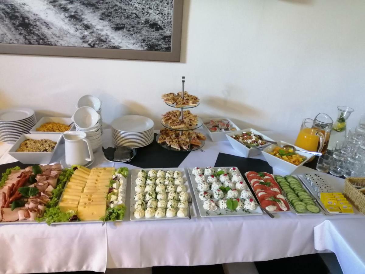 S7 Hotel Кельце Екстер'єр фото